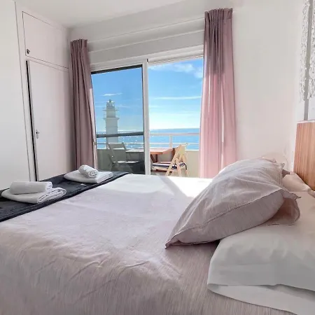 Primera Linea De Playa En Costa Apartamento