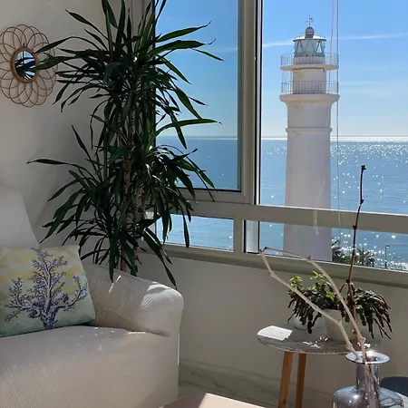 Primera Linea De Playa En Costa Apartamento